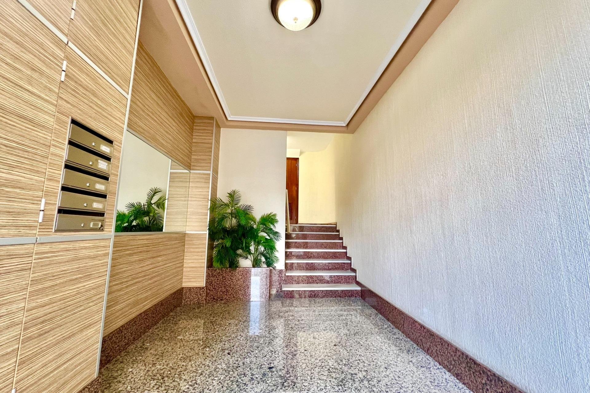 Reventa - Apartamento - Torrevieja - Las Piscinas Naturales