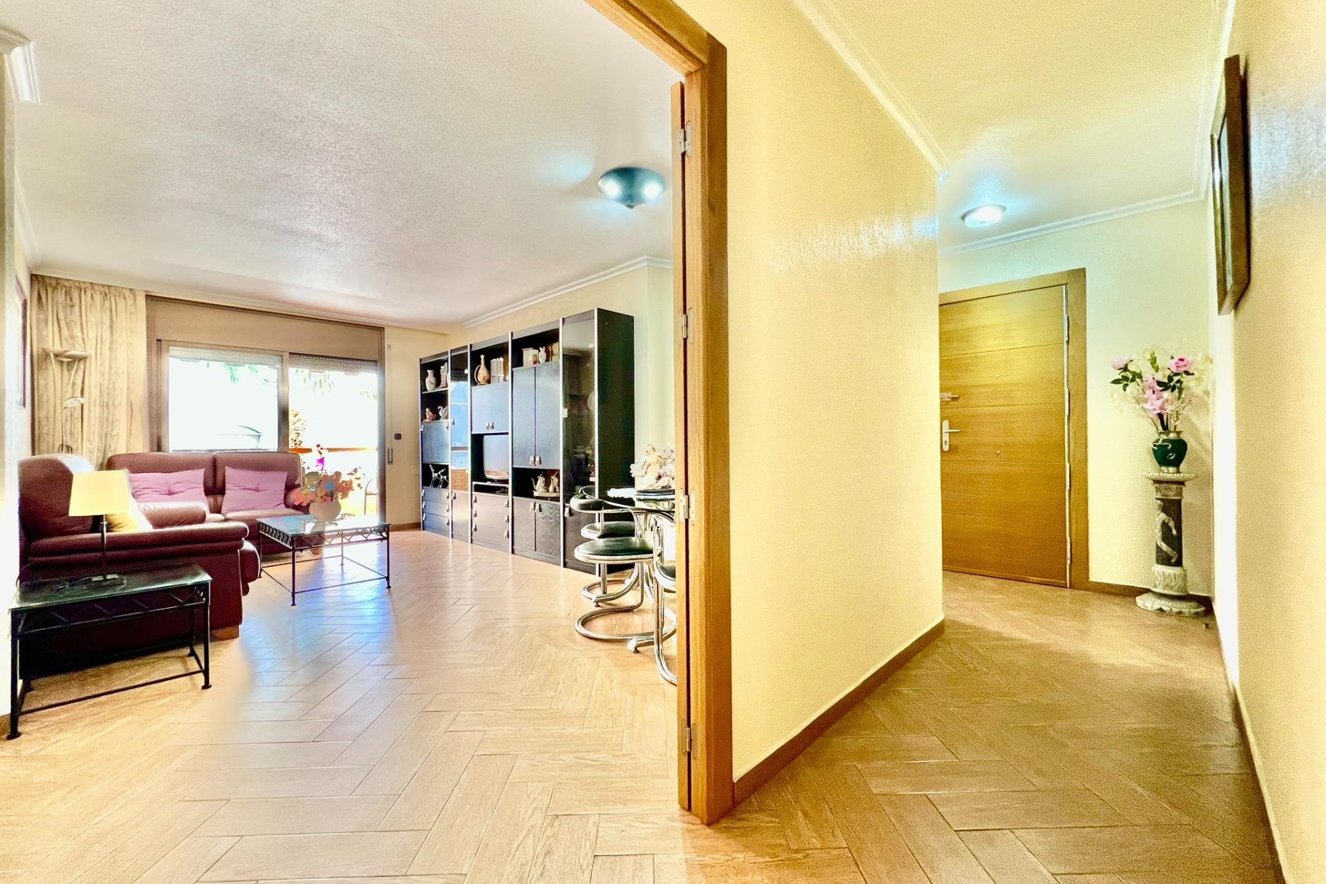 Reventa - Apartamento - Torrevieja - Las Piscinas Naturales