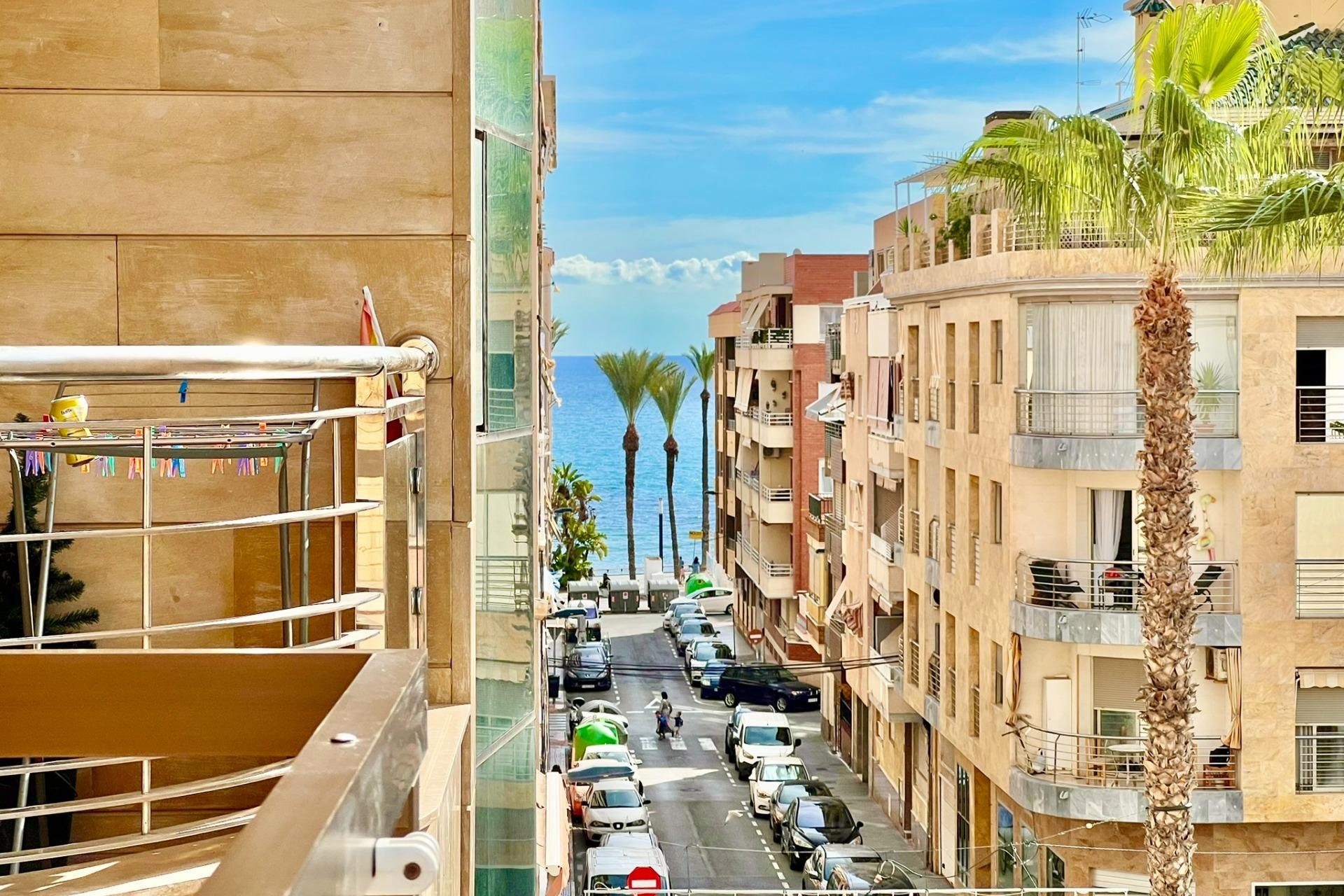 Reventa - Apartamento - Torrevieja - Las Piscinas Naturales