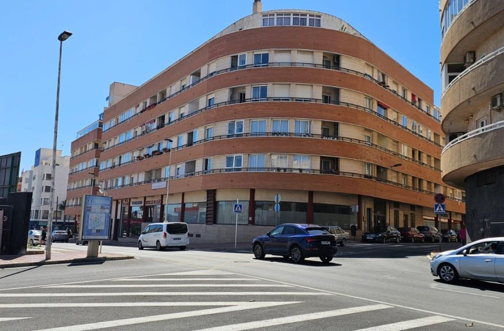 Reventa - Apartamento - Torrevieja - Playa de los locos