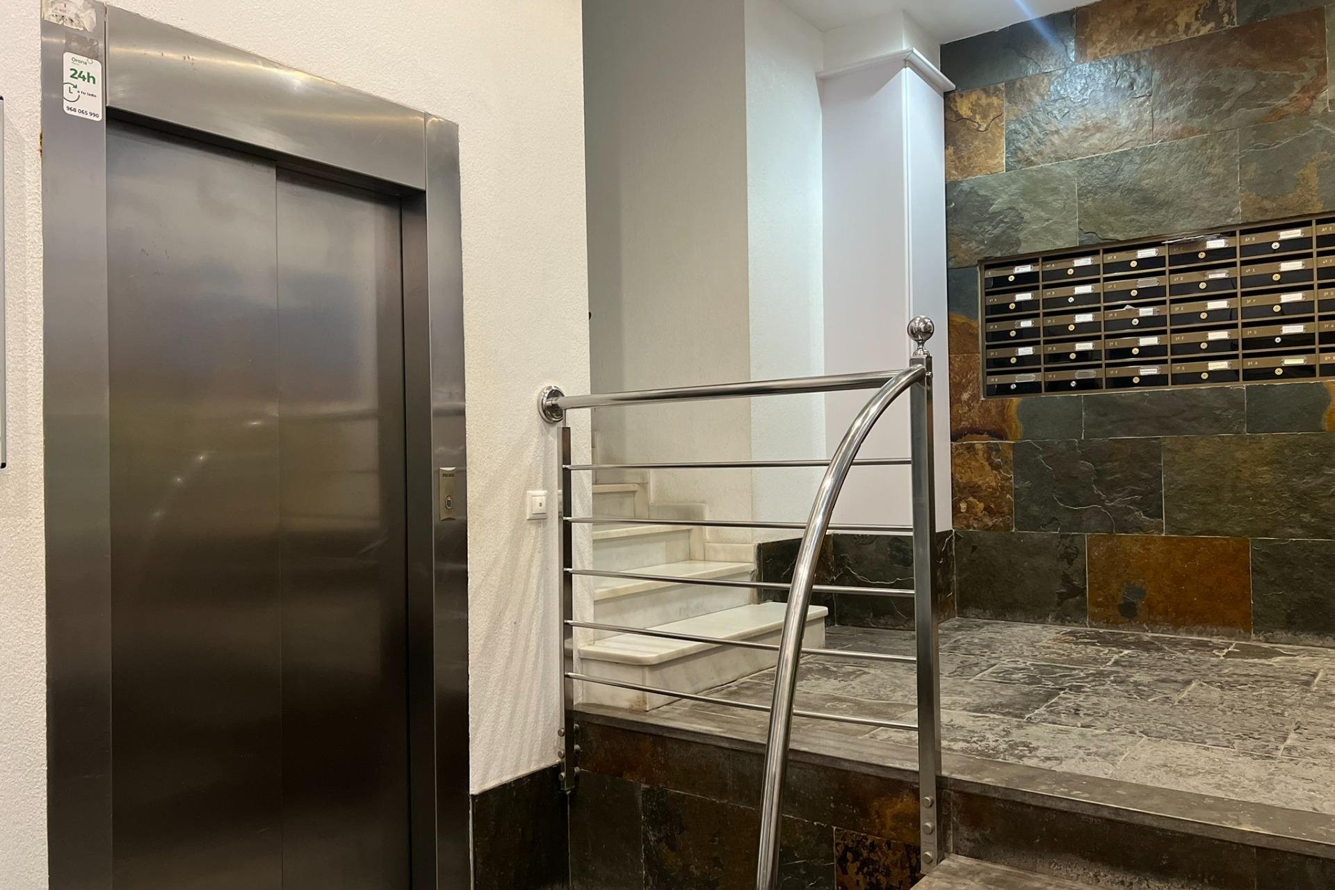 Reventa - Apartamento - Torrevieja - Playa de los locos