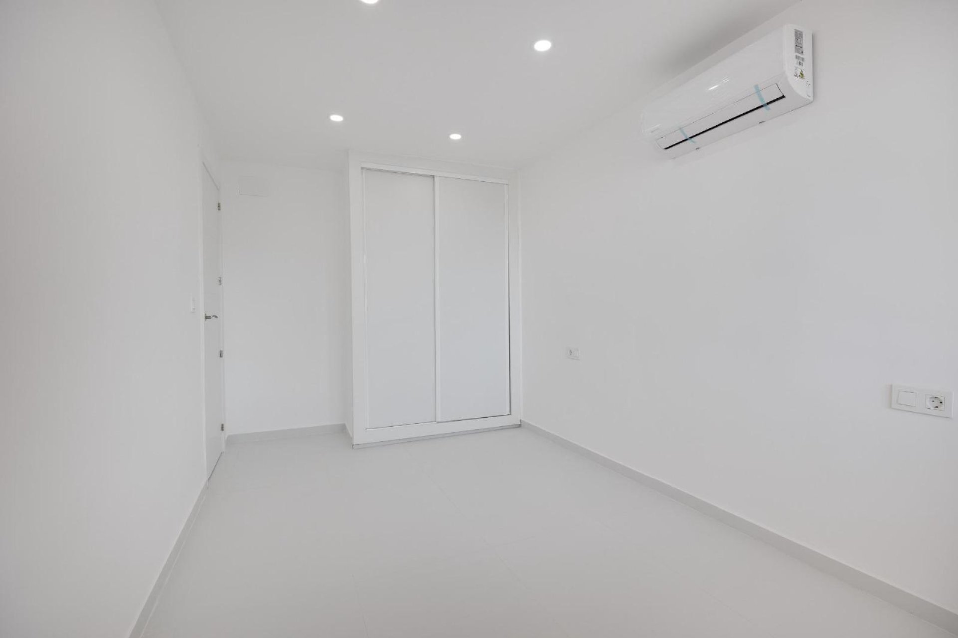 Reventa - Apartamento - Torrevieja - Playa de los Naufragos