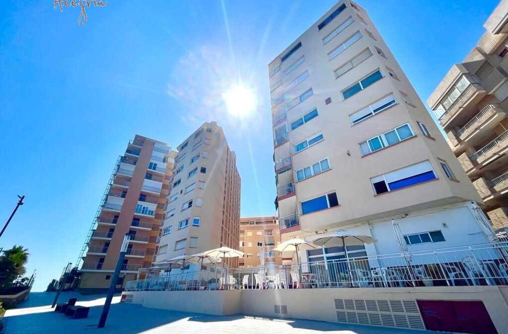 Reventa - Apartamento - Torrevieja - Playa del cura