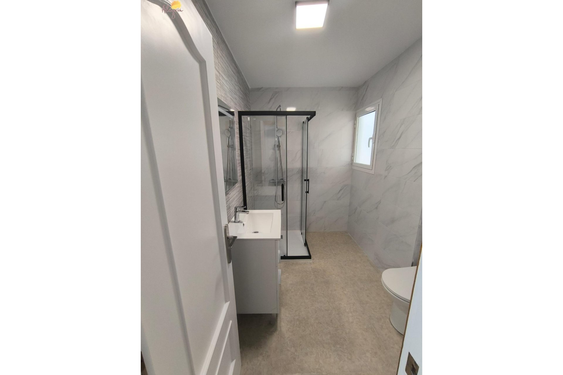 Reventa - Apartamento - Torrevieja - Playa del cura