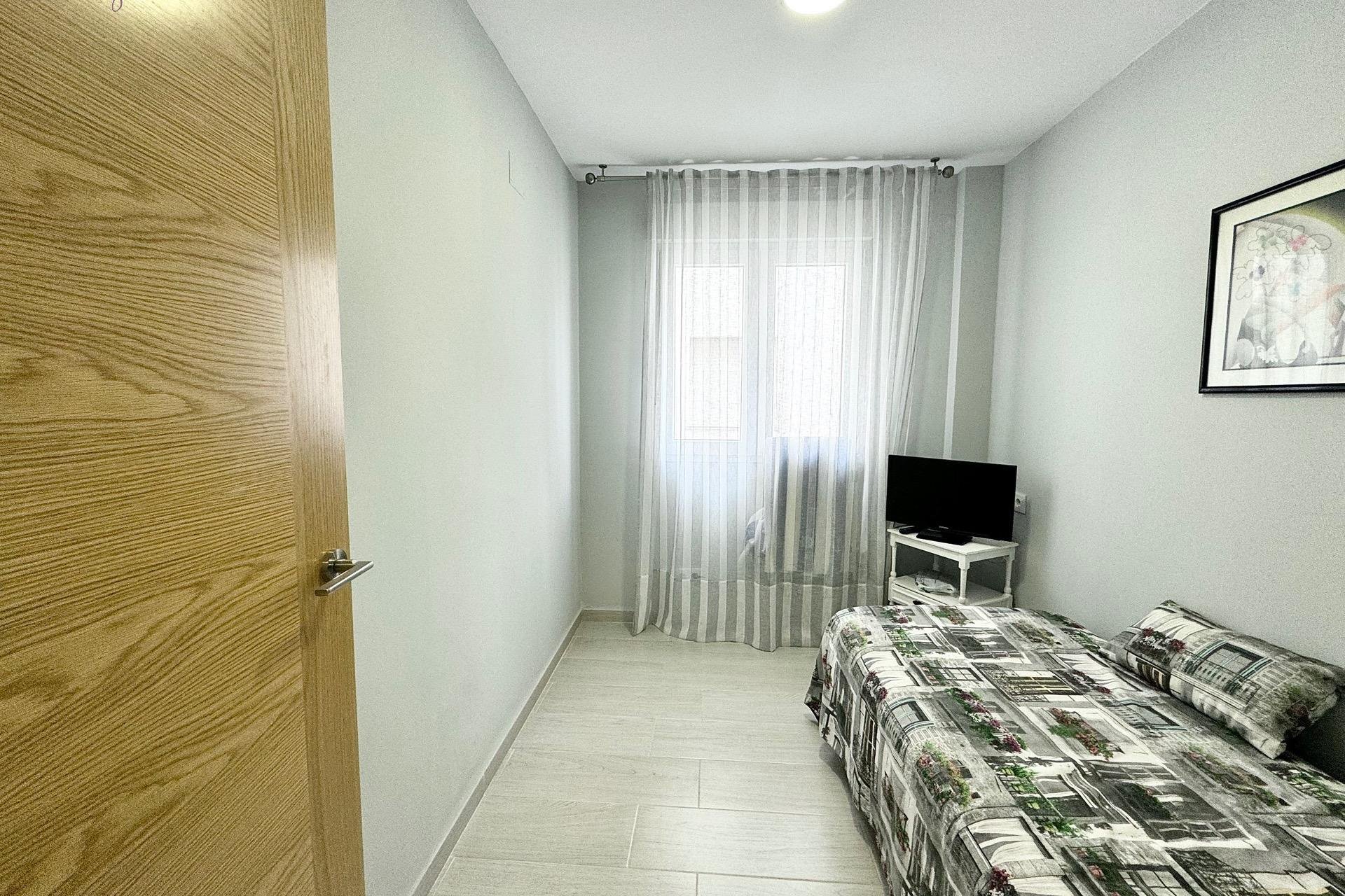 Reventa - Apartamento - Torrevieja - Playa del cura