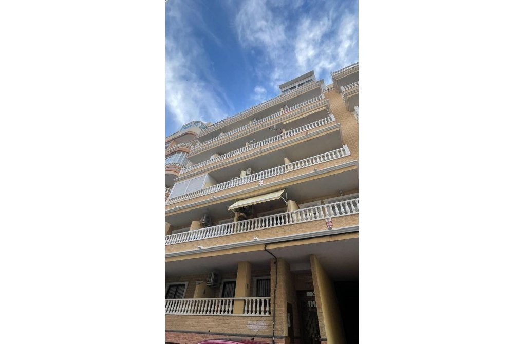 Reventa - Apartamento - Torrevieja - Playa del cura