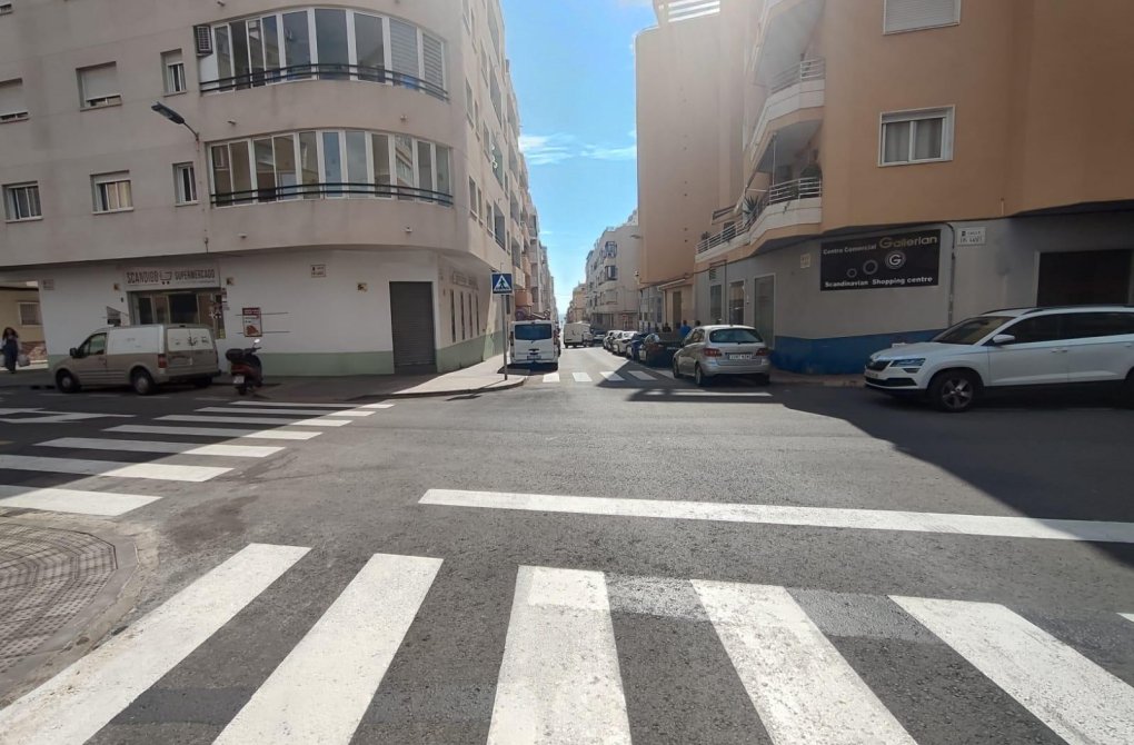 Reventa - Apartamento - Torrevieja - Playa del cura