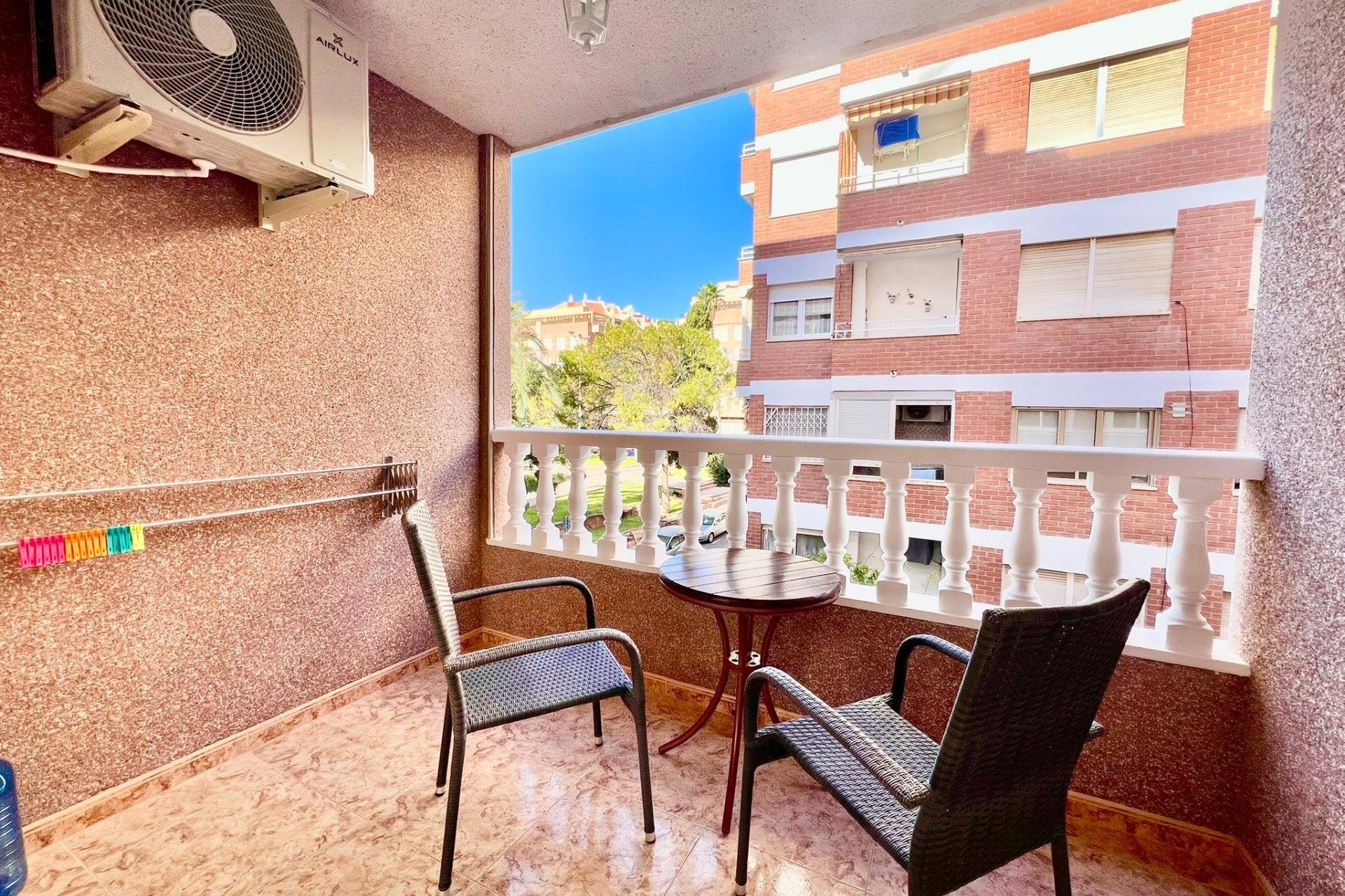 Reventa - Apartamento - Torrevieja - Playa del cura