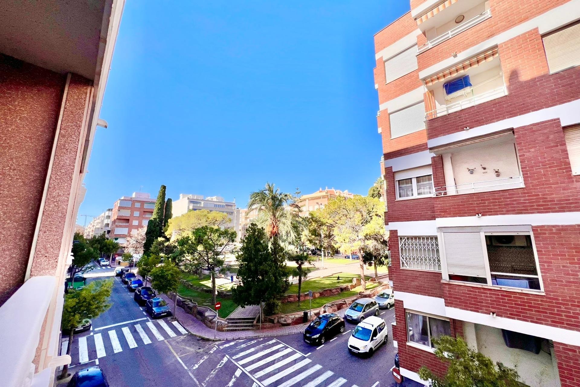 Reventa - Apartamento - Torrevieja - Playa del cura