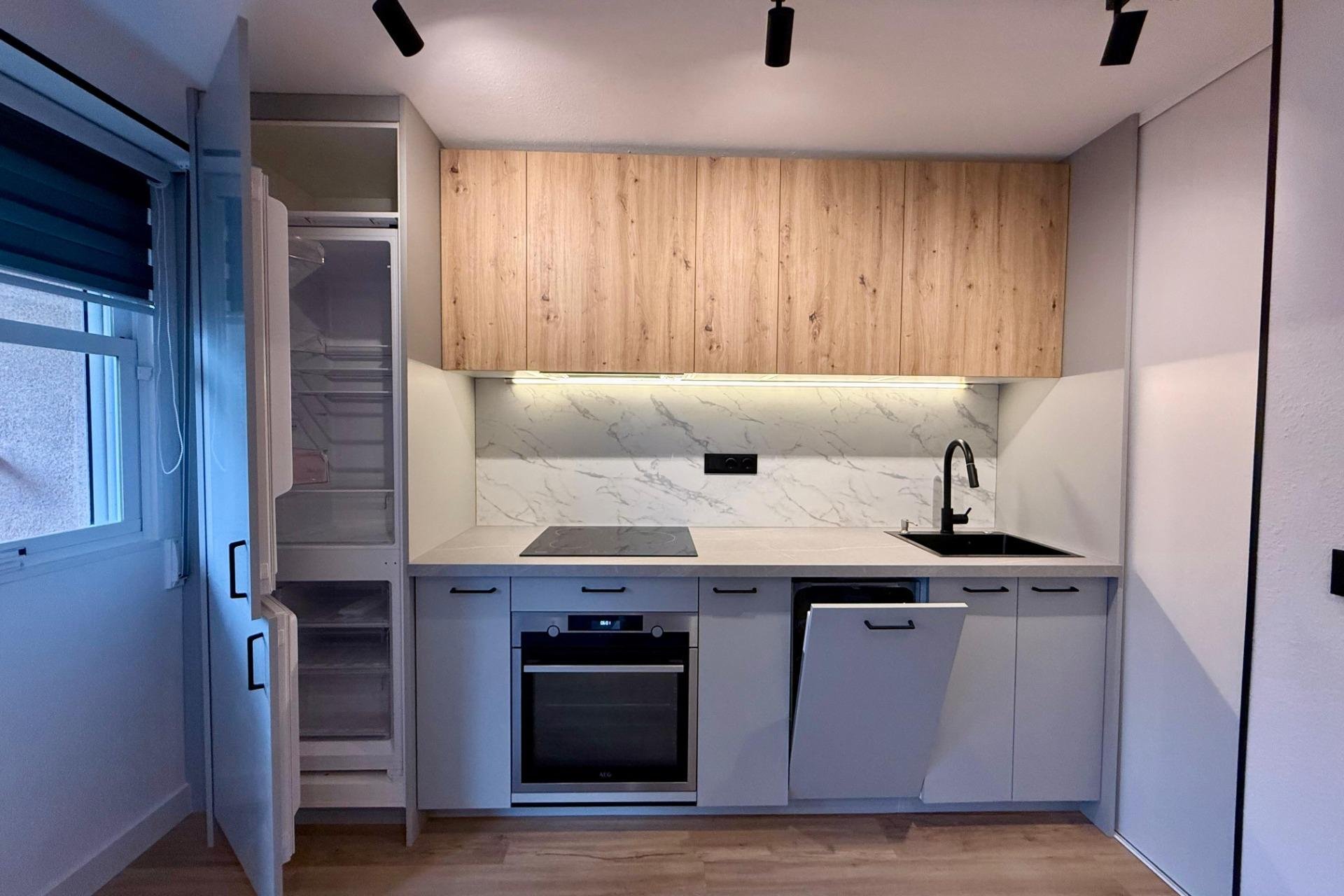 Reventa - Apartamento - Torrevieja - Playa del cura