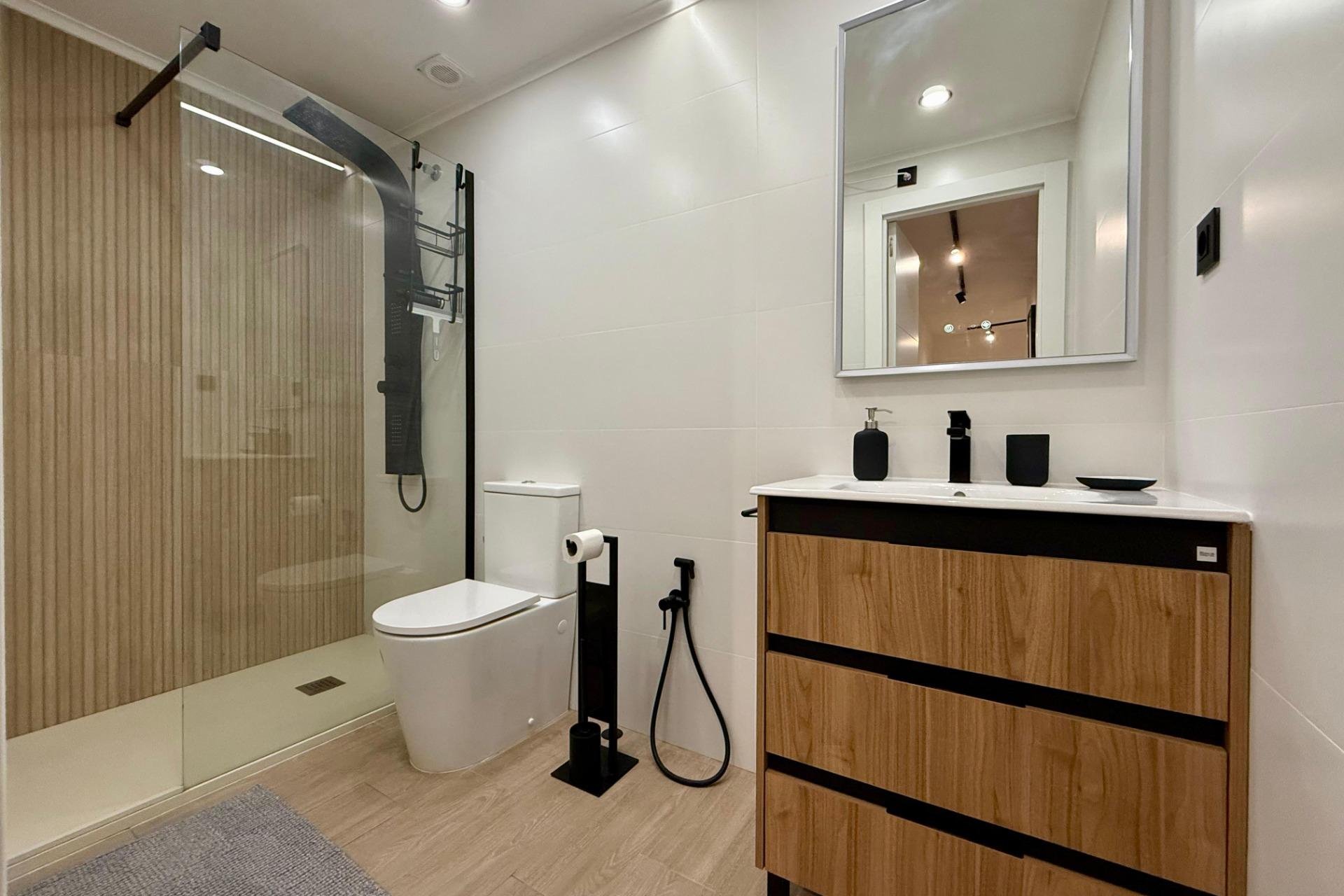 Reventa - Apartamento - Torrevieja - Playa del cura