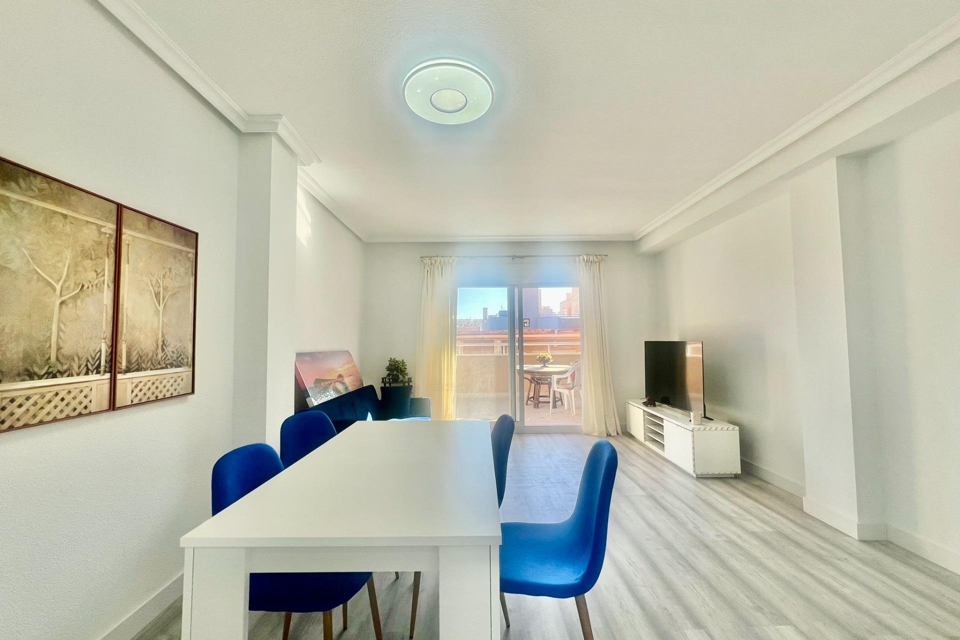 Reventa - Apartamento - Torrevieja - Playa del cura