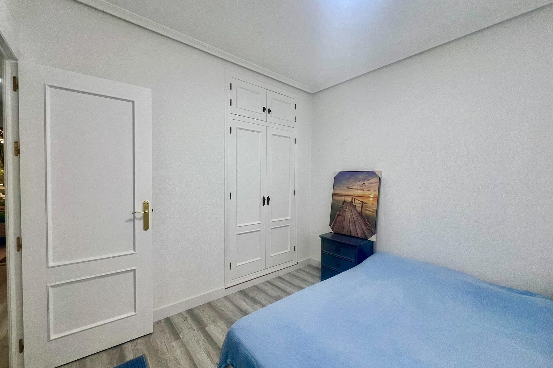 Reventa - Apartamento - Torrevieja - Playa del cura