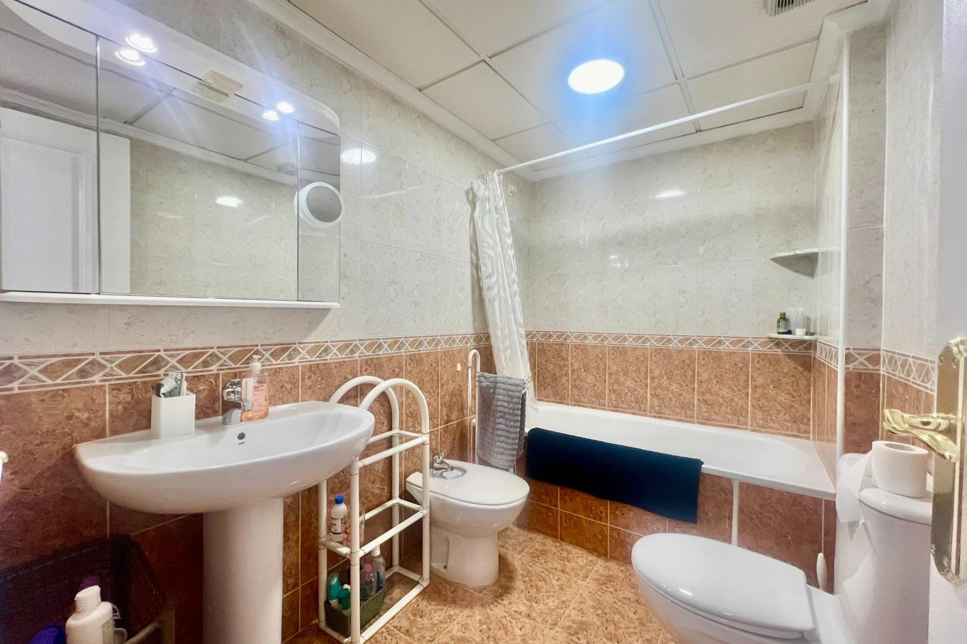 Reventa - Apartamento - Torrevieja - Playa del cura