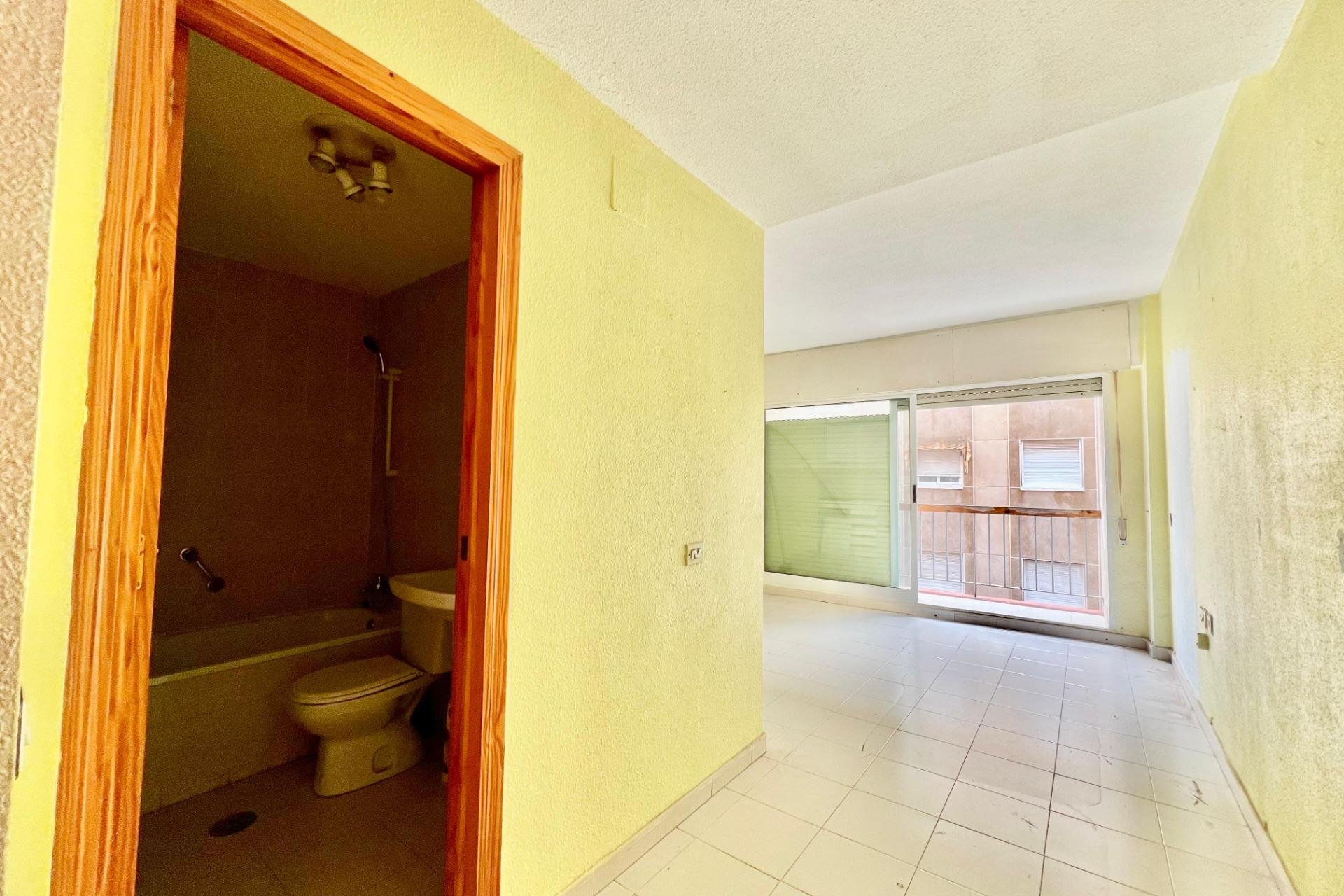 Reventa - Apartamento - Torrevieja - Playa del cura