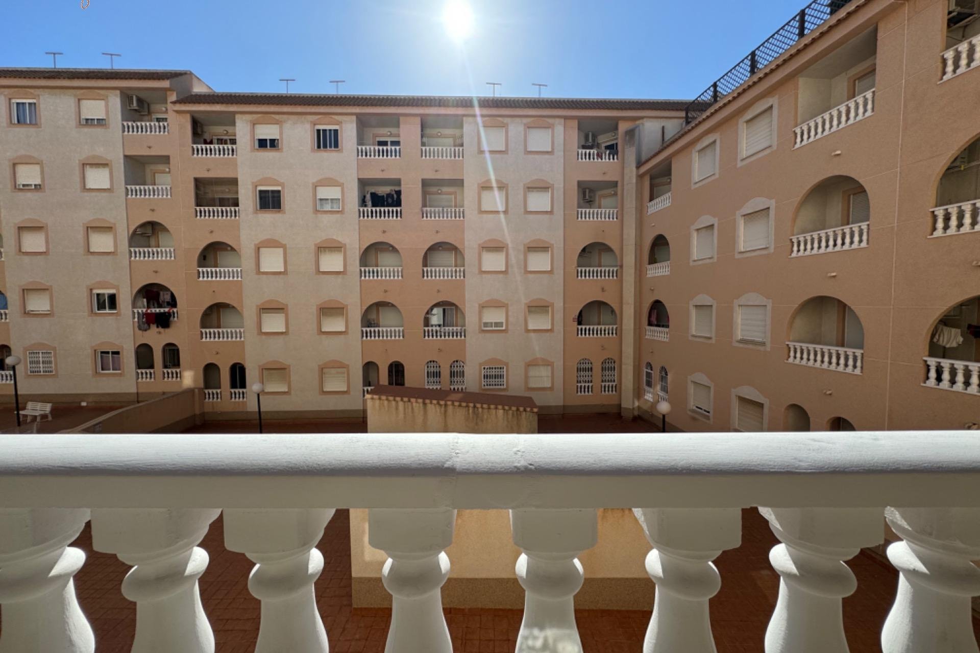 Reventa - Apartamento - Torrevieja - Playa del cura