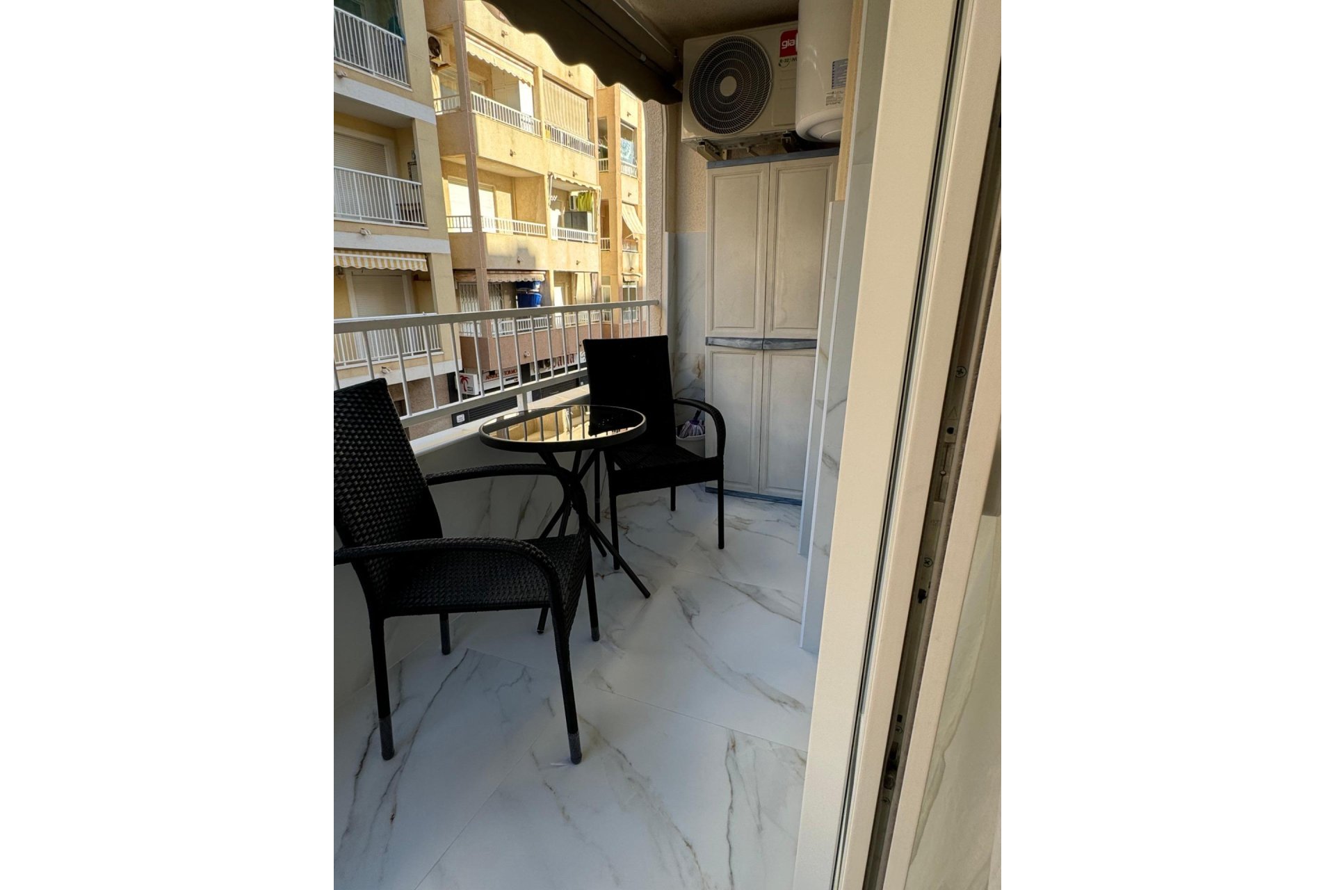 Reventa - Apartamento - Torrevieja - Playa del cura