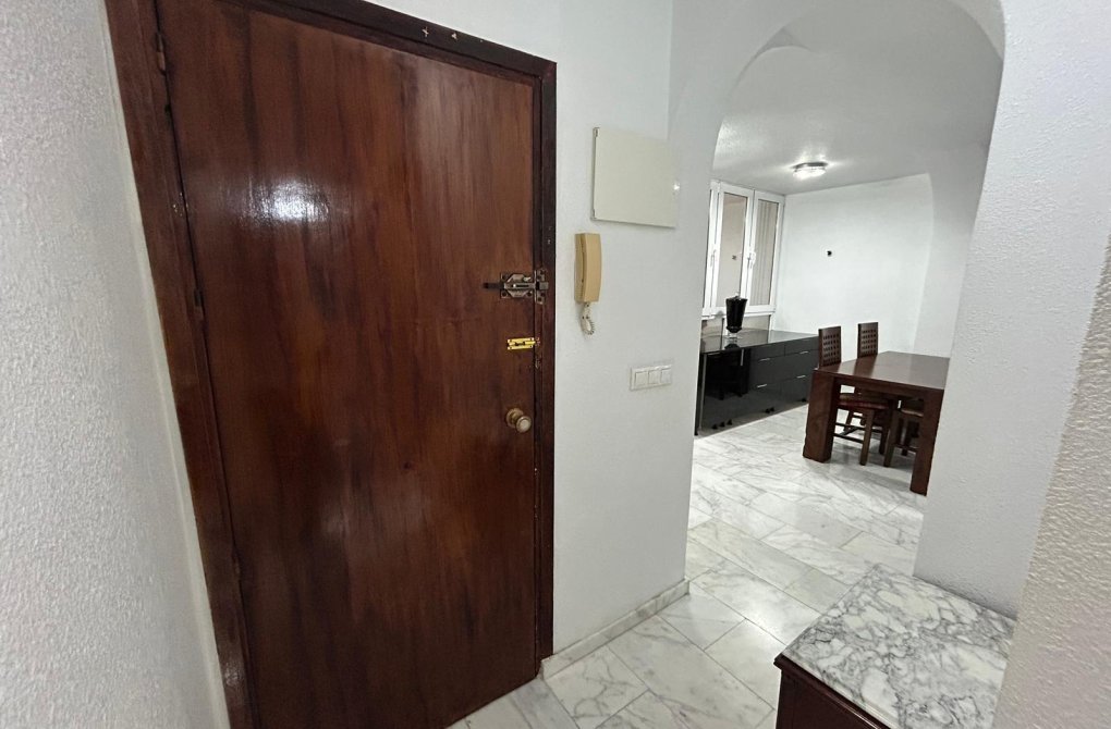 Reventa - Apartamento - Torrevieja - Playa del cura