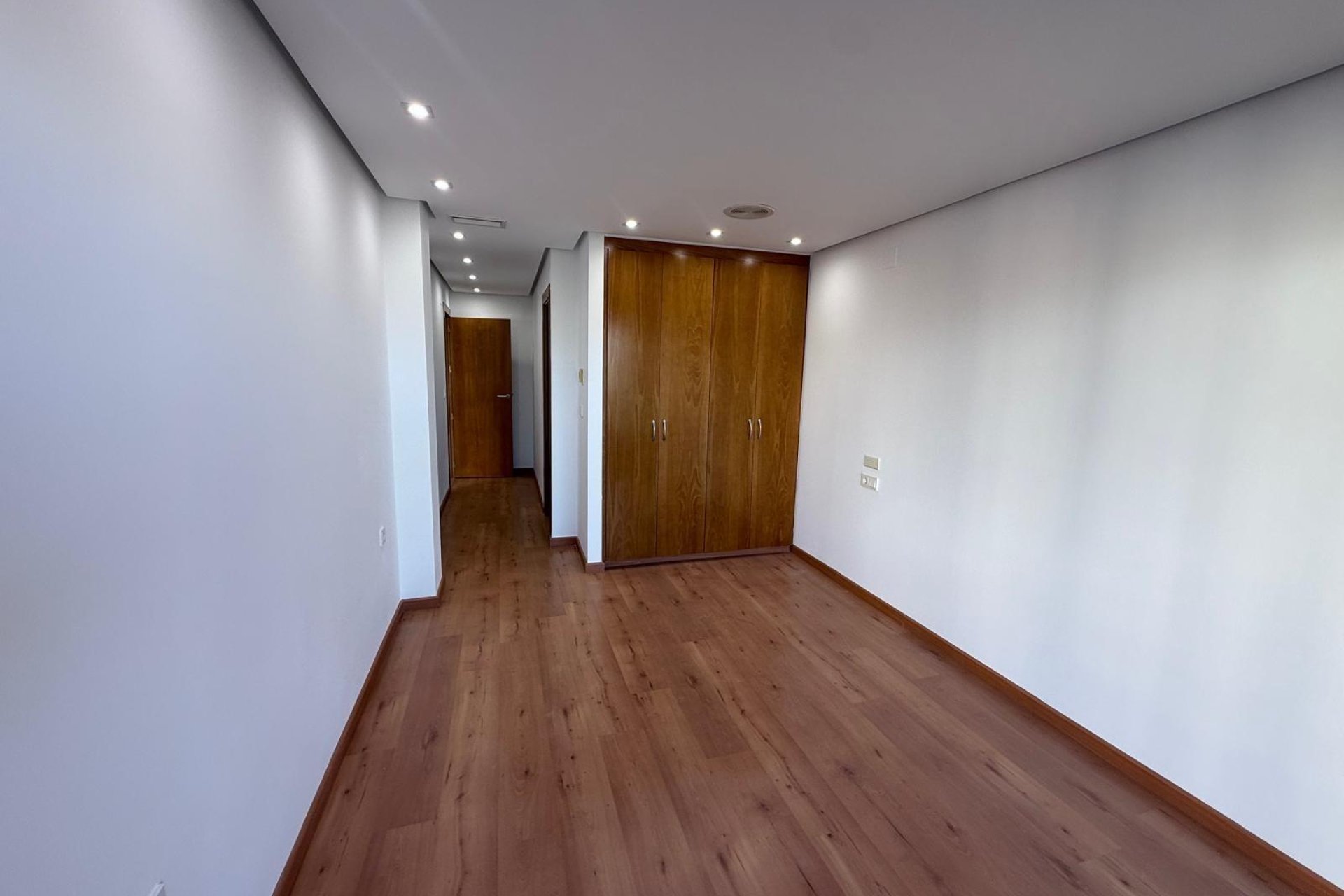 Reventa - Apartamento - Torrevieja - Puerto Deportivo