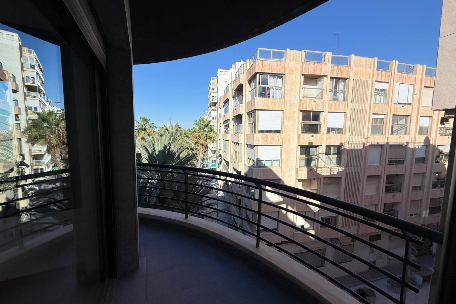 Reventa - Apartamento - Torrevieja - Puerto Deportivo