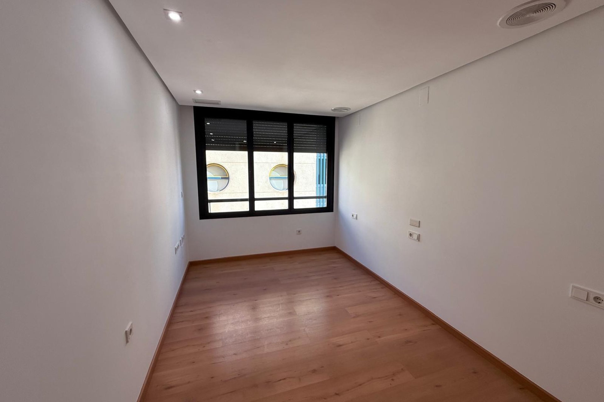 Reventa - Apartamento - Torrevieja - Puerto Deportivo