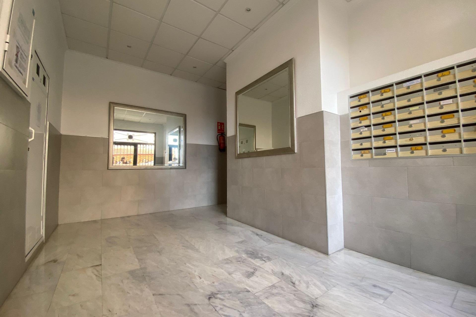 Reventa - Apartamento - Torrevieja - torrevieja