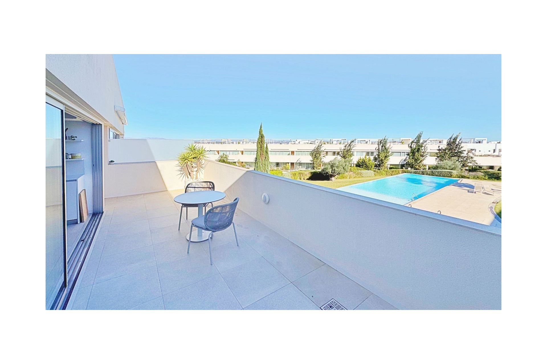 Reventa - Ático - Torrevieja - Los balcones