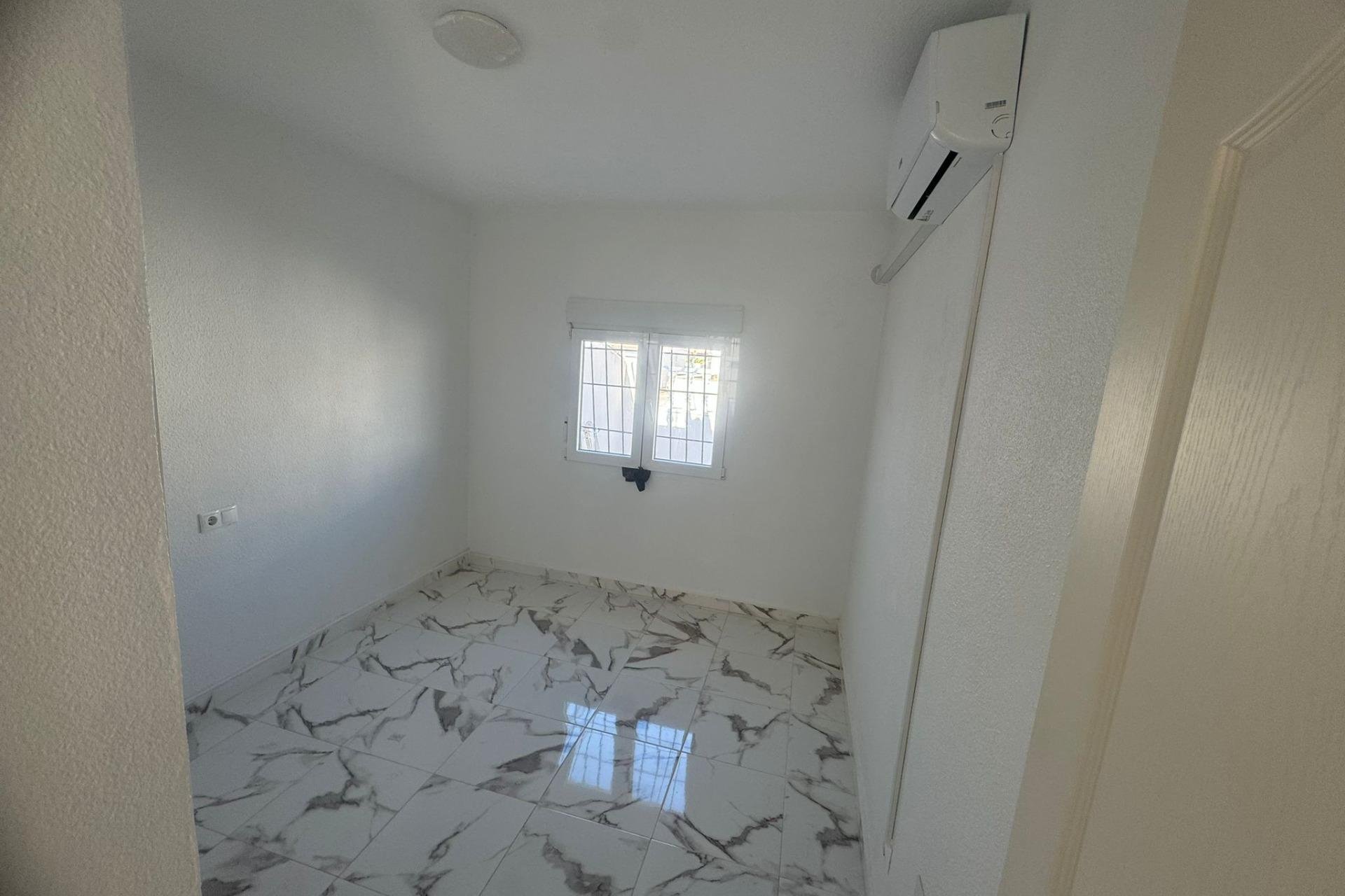 Reventa - Bungalow - Torrevieja - El limonar