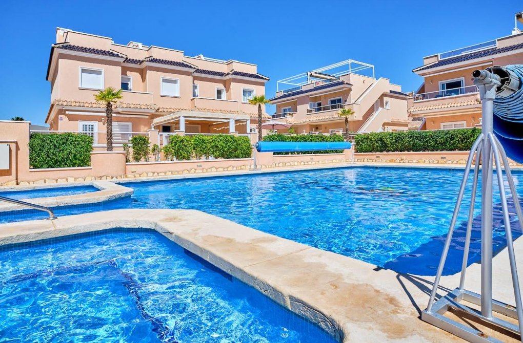 Reventa - Casa adosada - Orihuela Costa - Lomas de Cabo Roig