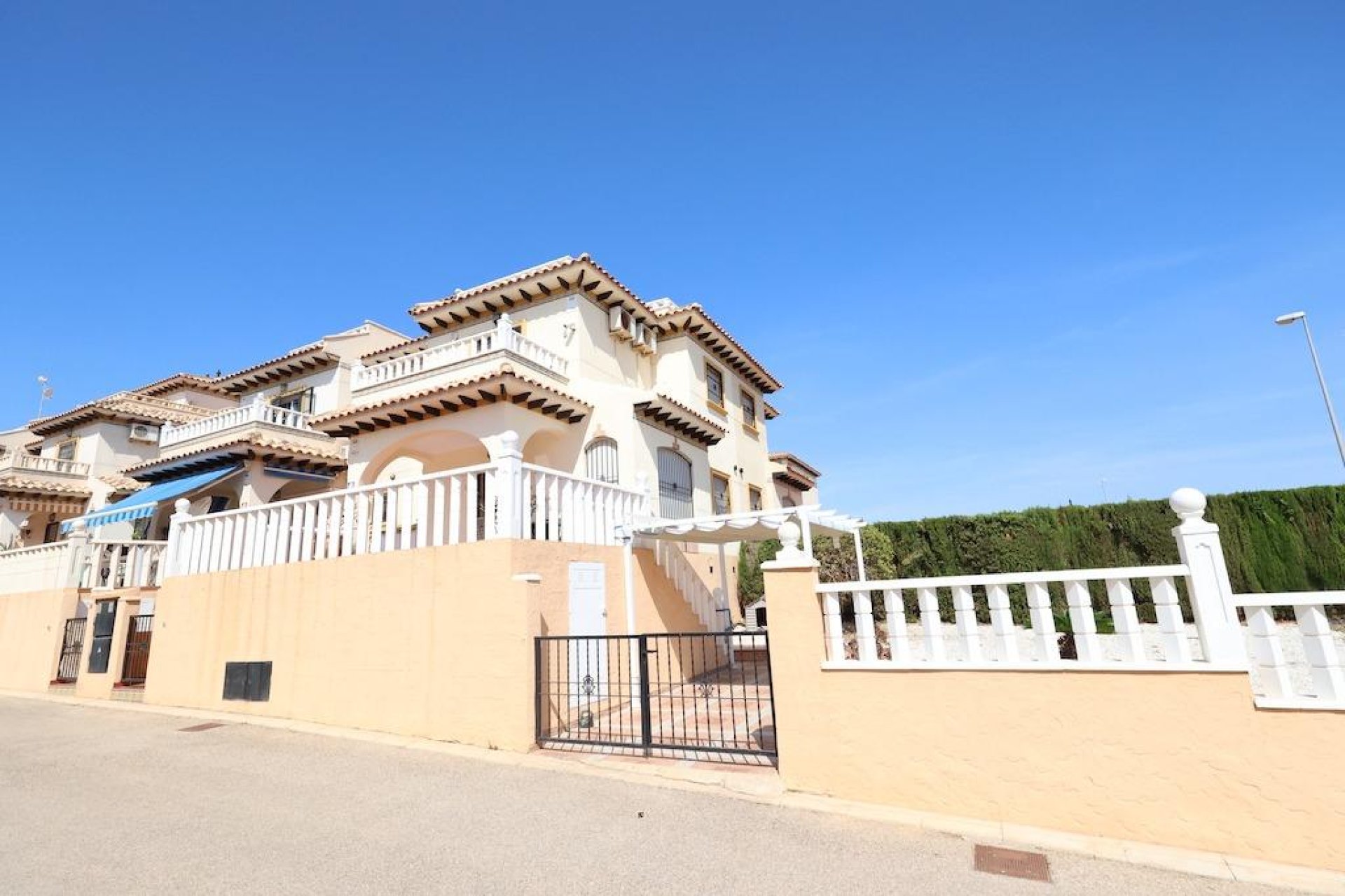 Reventa - Casa adosada - Orihuela Costa - Montezenia