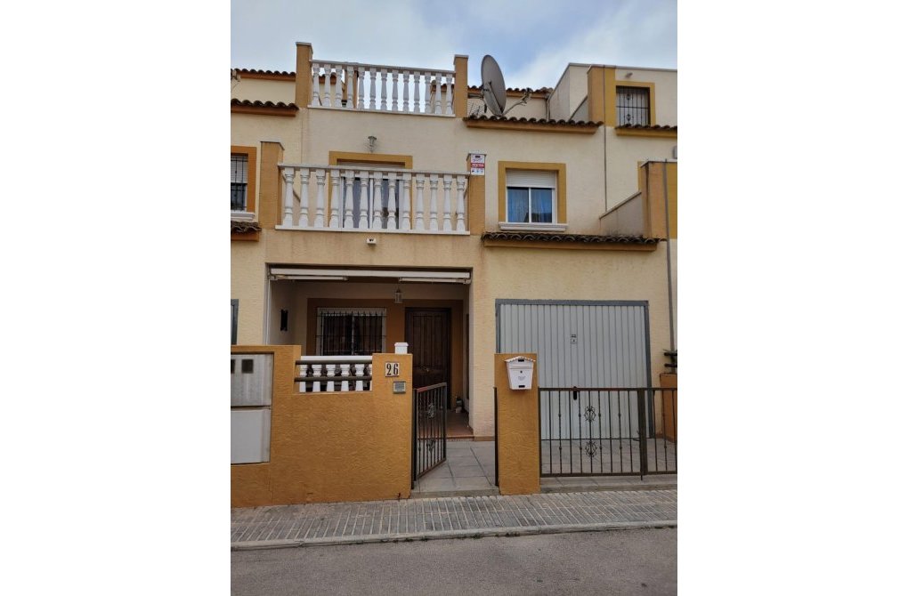 Reventa - Casa adosada - Orihuela - La Campaneta