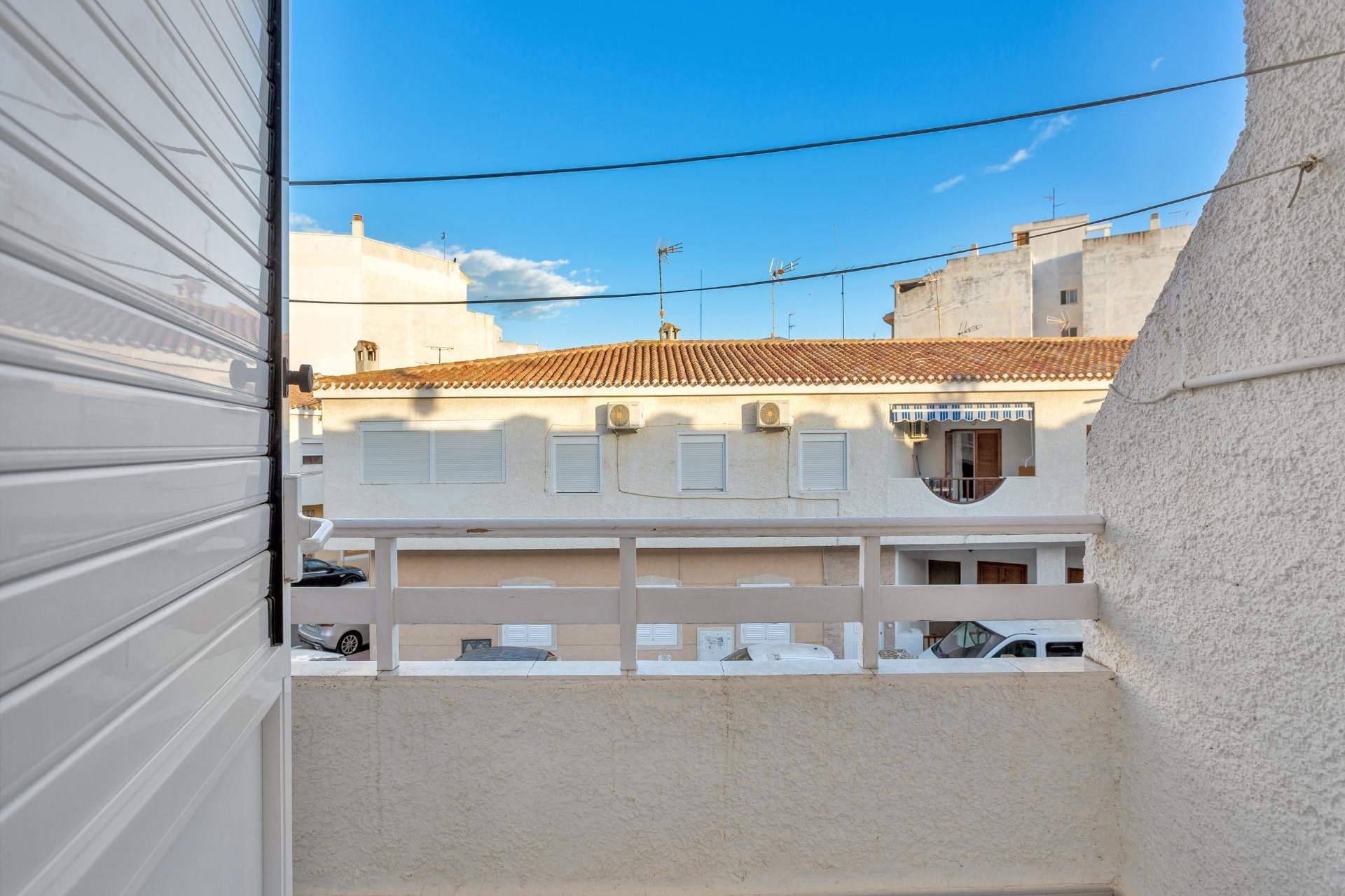 Reventa - Casa adosada - Torrevieja - Acequion