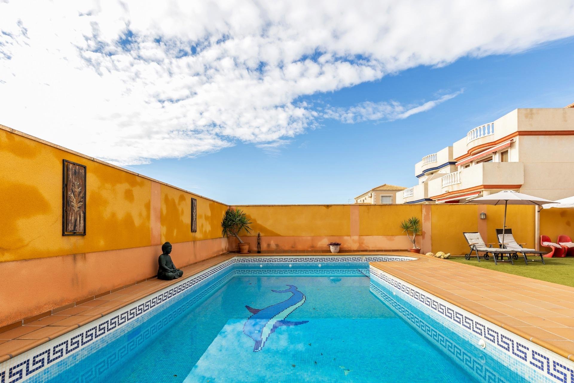 Reventa - Casa adosada - Torrevieja - Aguas Nuevas