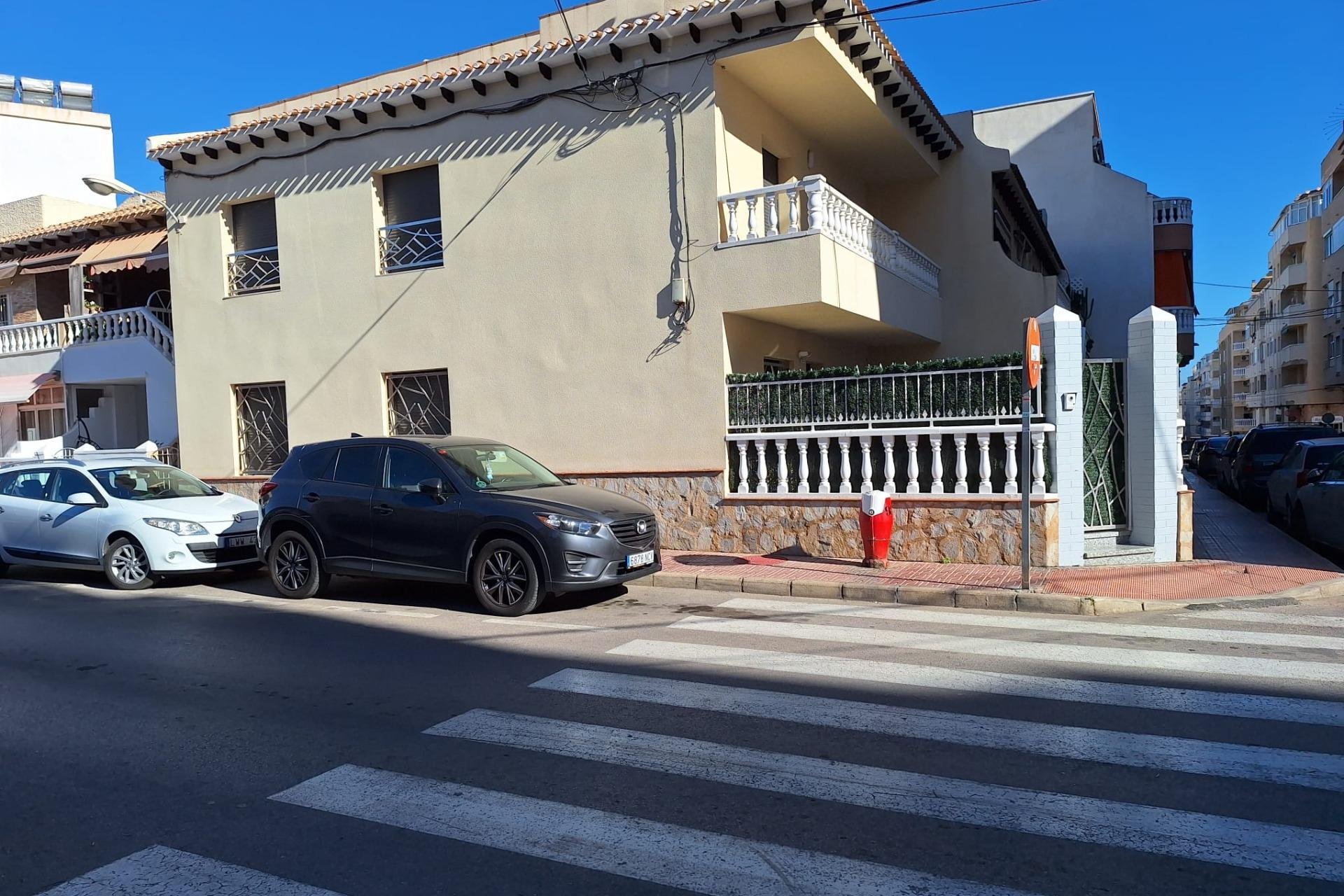 Reventa - Casa adosada - Torrevieja - Centro