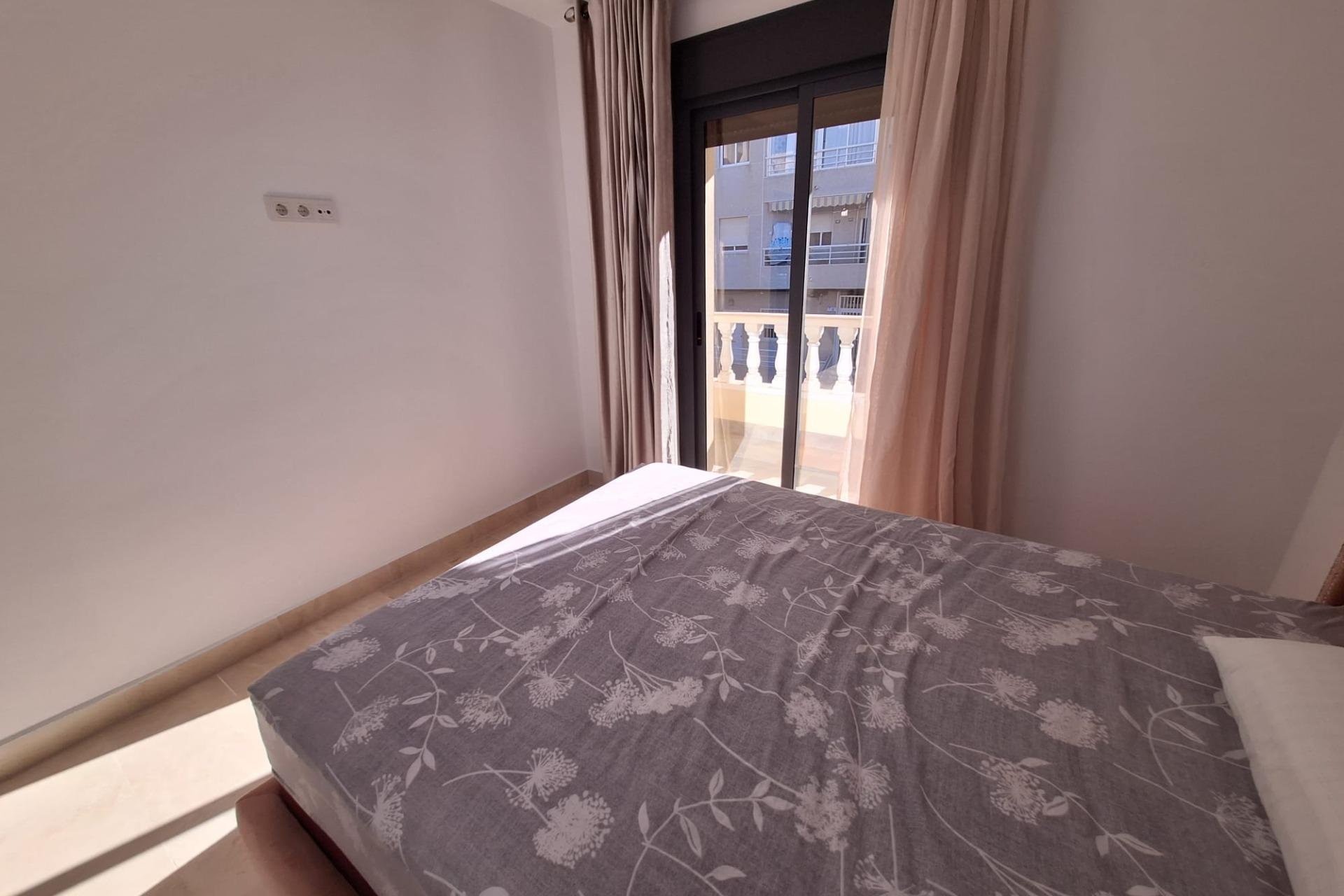 Reventa - Casa adosada - Torrevieja - Centro