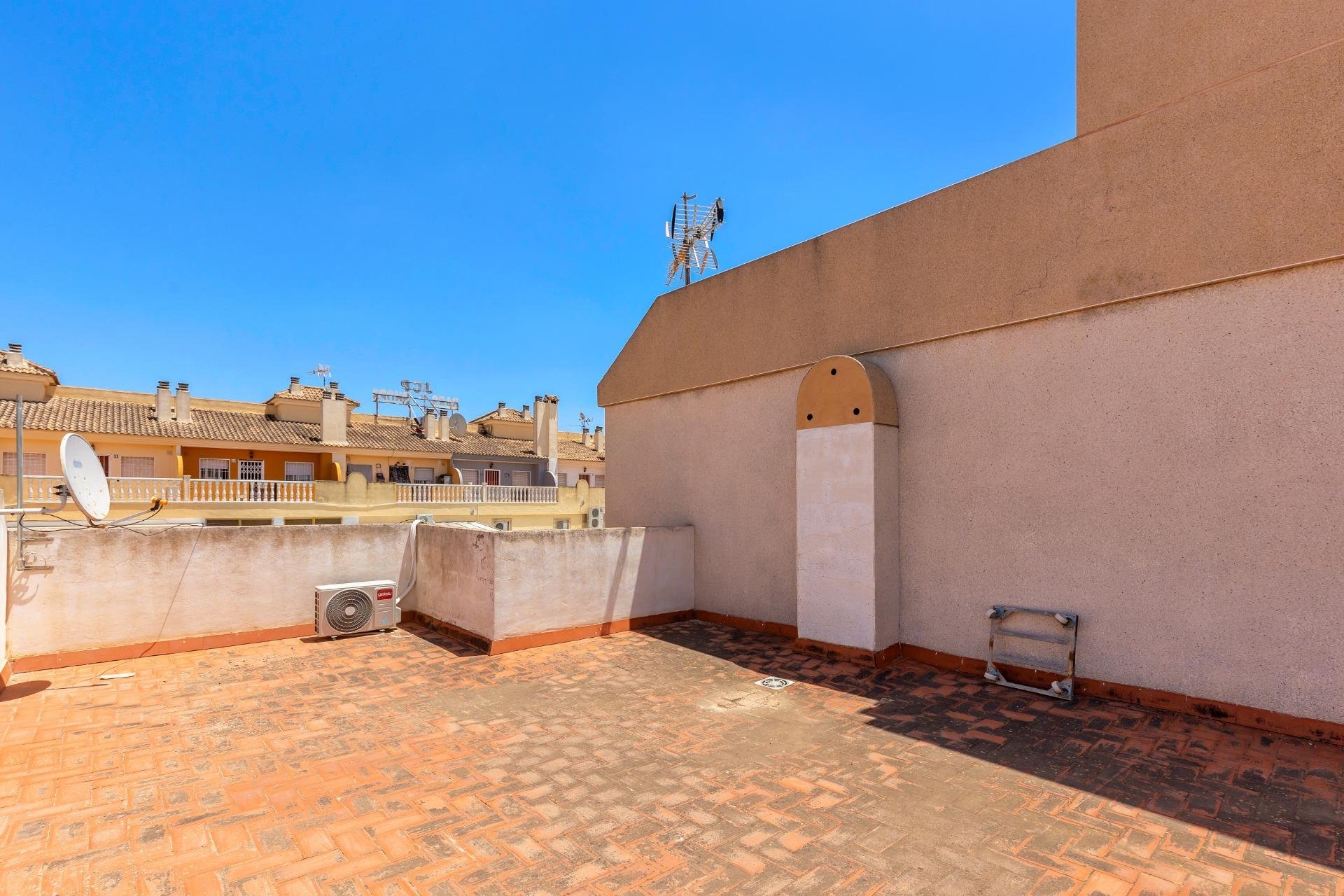 Reventa - Casa adosada - Torrevieja - El limonar