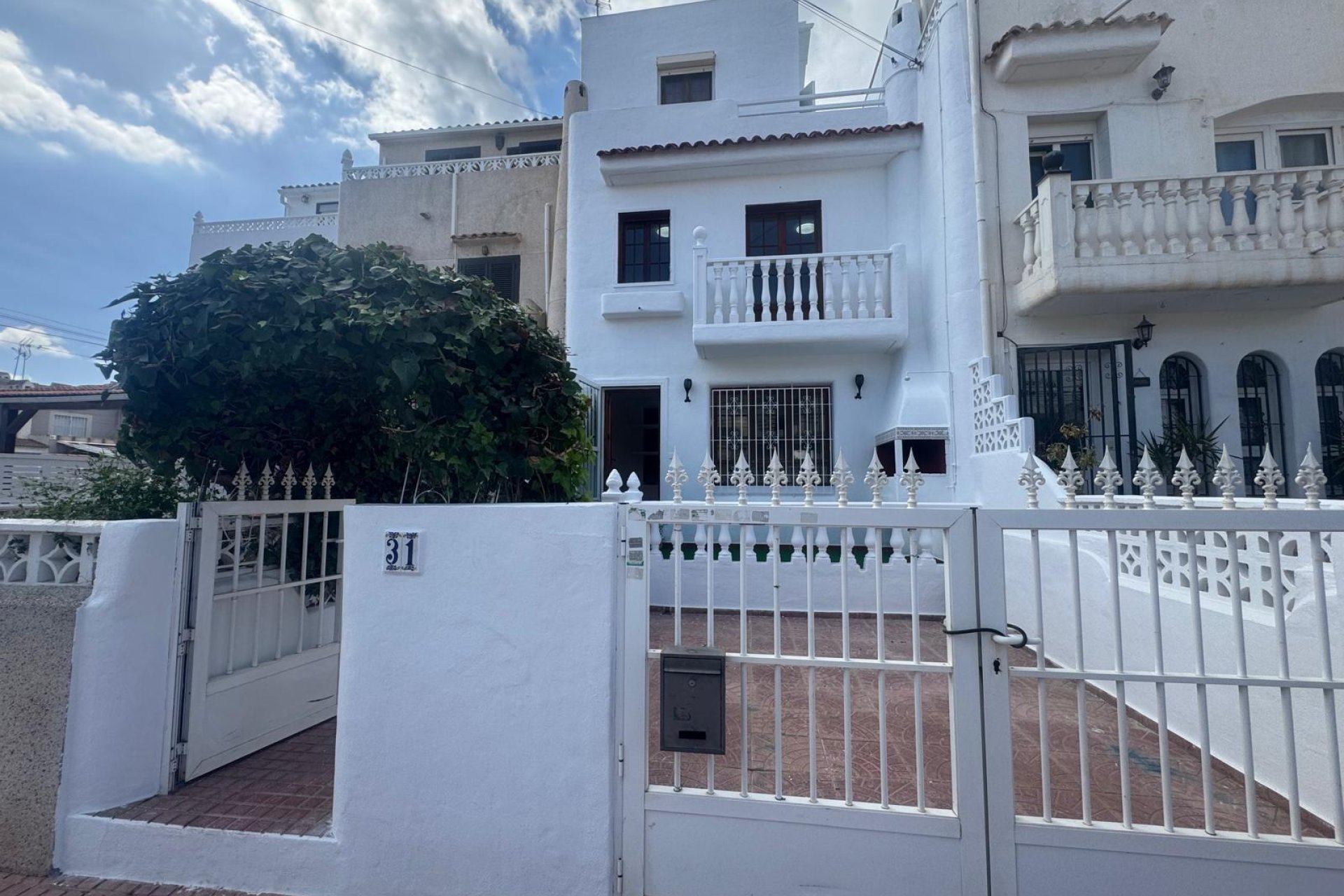 Reventa - Casa adosada - Torrevieja - Los Frutales