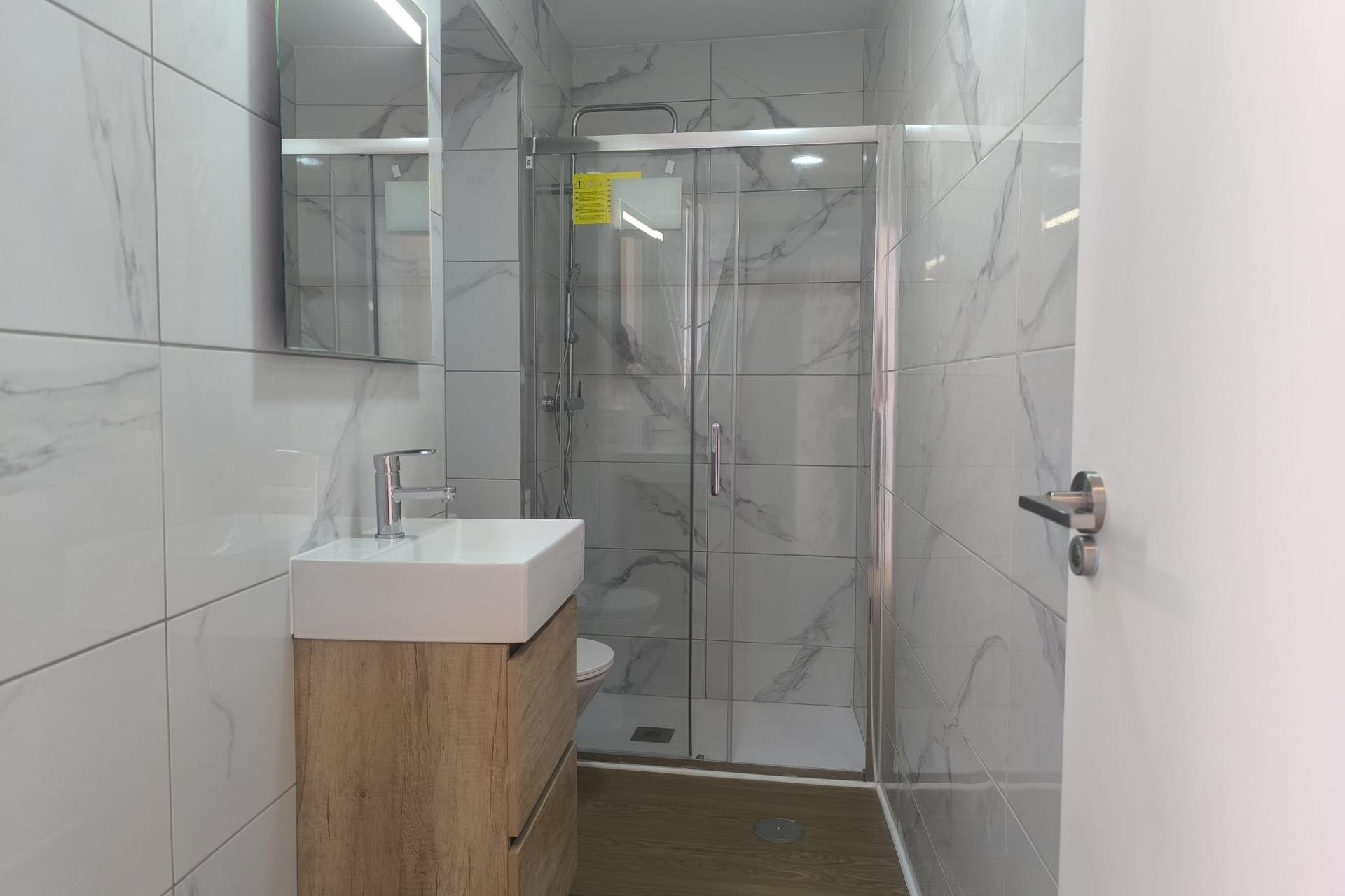 Reventa - Casa adosada - Torrevieja - Los Frutales