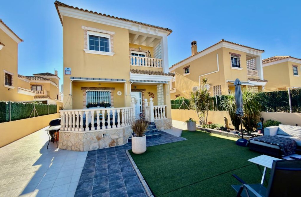 Reventa - Chalet - Guardamar del Segura - El Raso