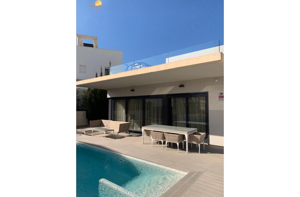 Reventa - Chalet - Orihuela Costa - Campoamor