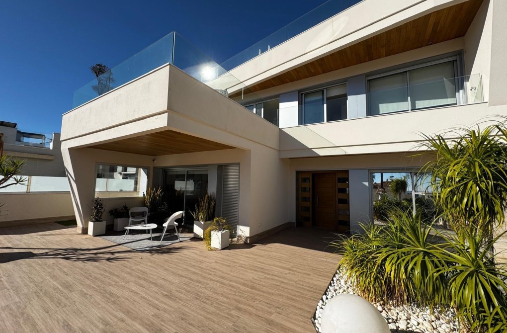 Reventa - Chalet - Orihuela Costa - Campoamor