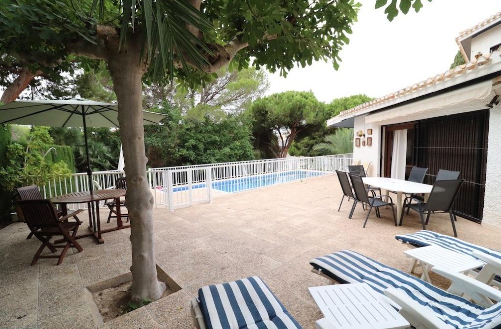 Reventa - Chalet - Orihuela Costa - Campoamor