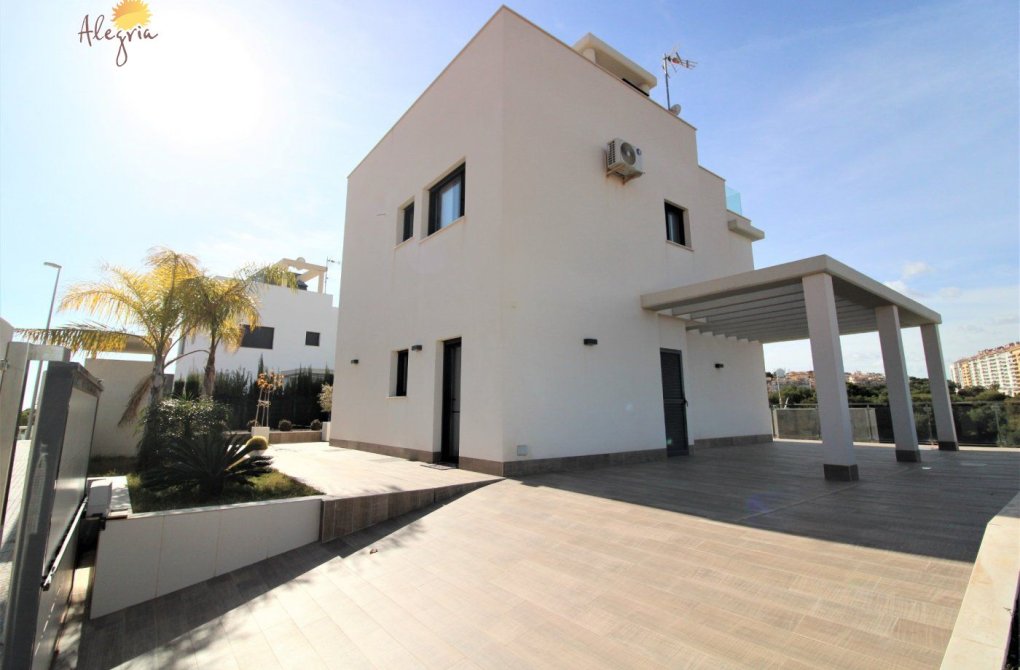 Reventa - Chalet - Orihuela Costa - La Zenia