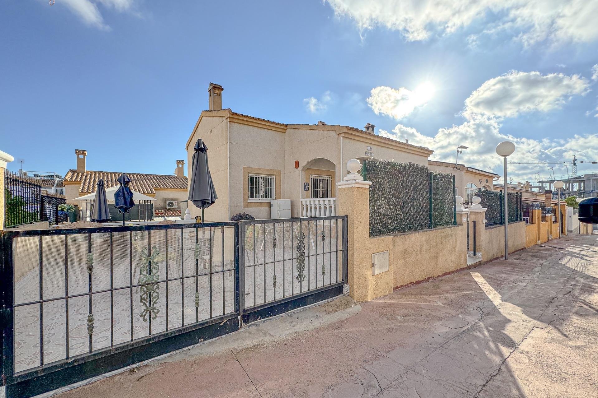 Reventa - Chalet - Orihuela Costa - Los Altos