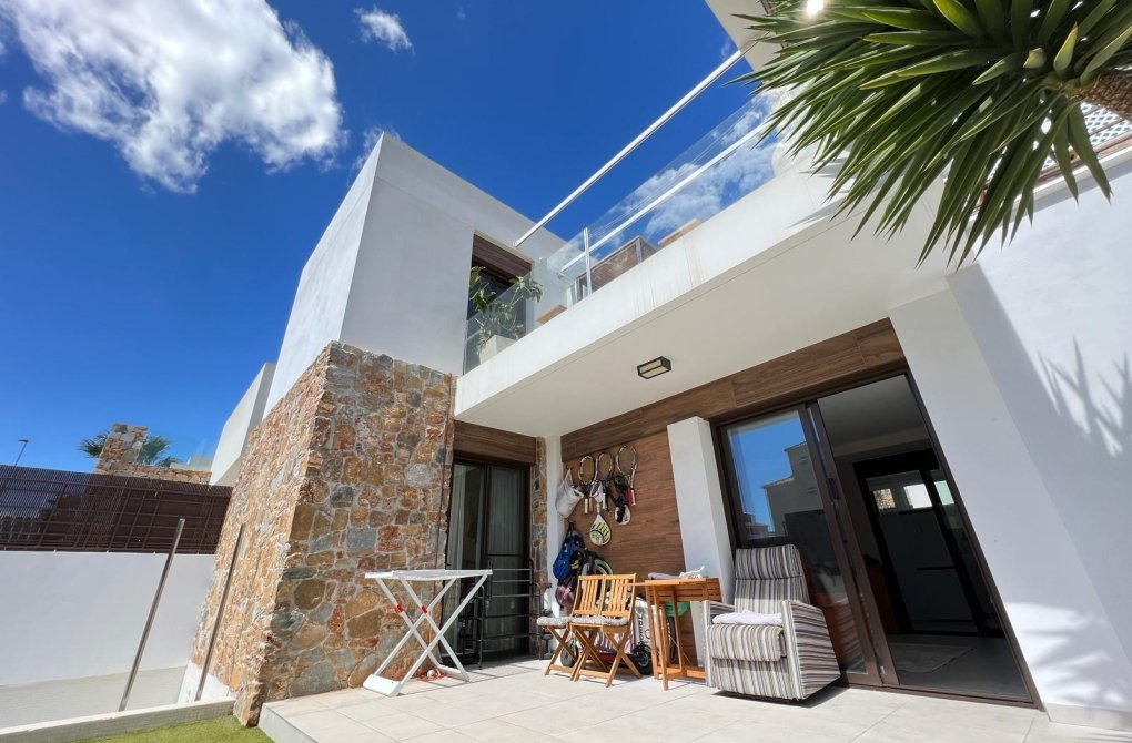 Reventa - Chalet - Orihuela Costa - Montezenia