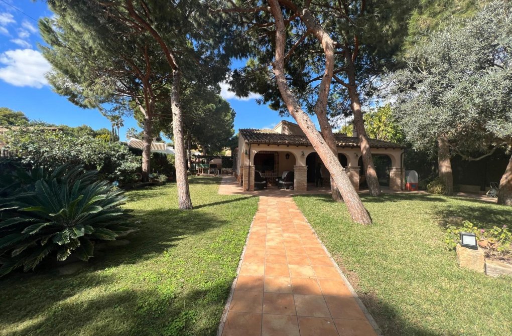 Reventa - Chalet - Orihuela Costa - Punta Prima