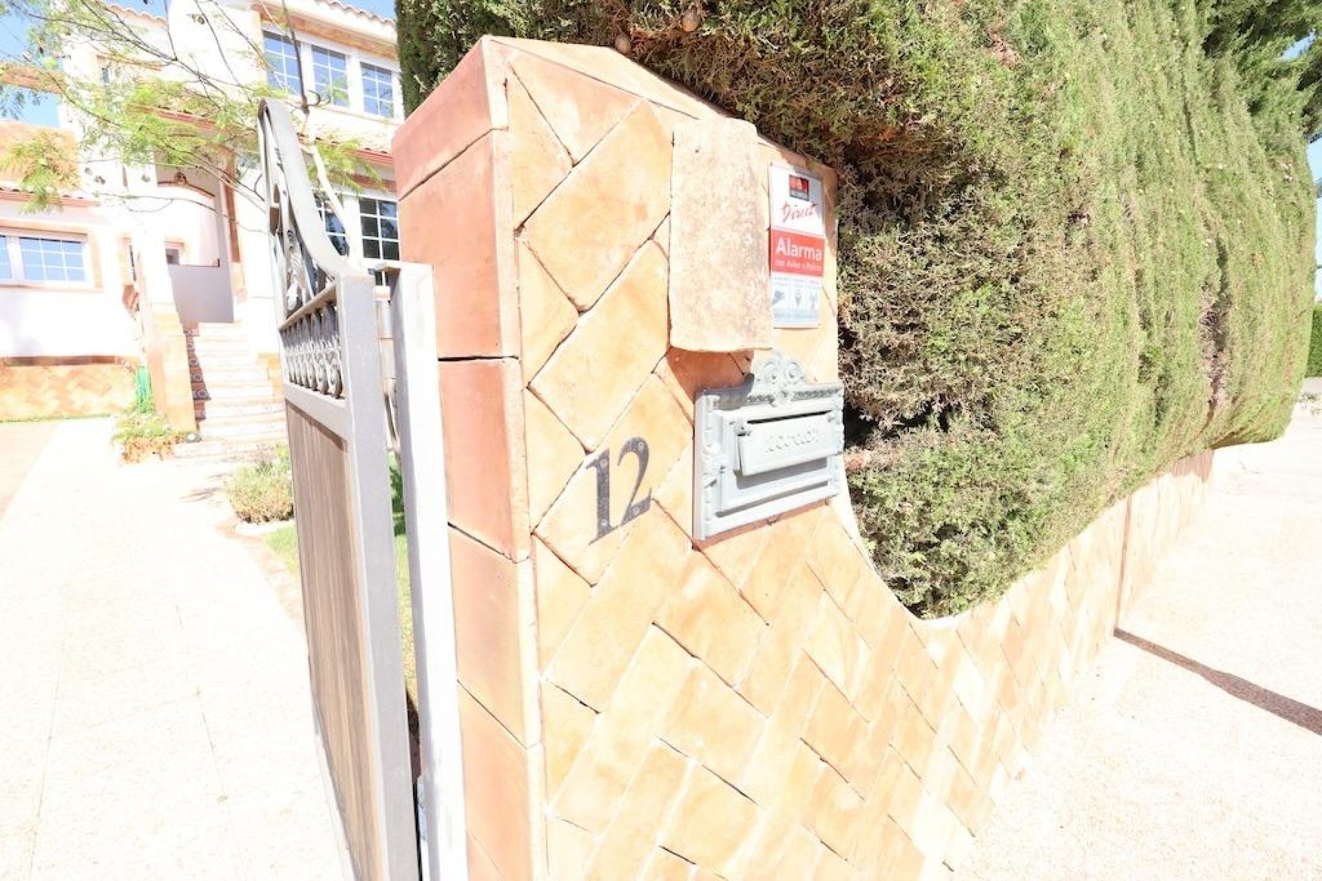 Reventa - Chalet - Orihuela Costa - Villamartin