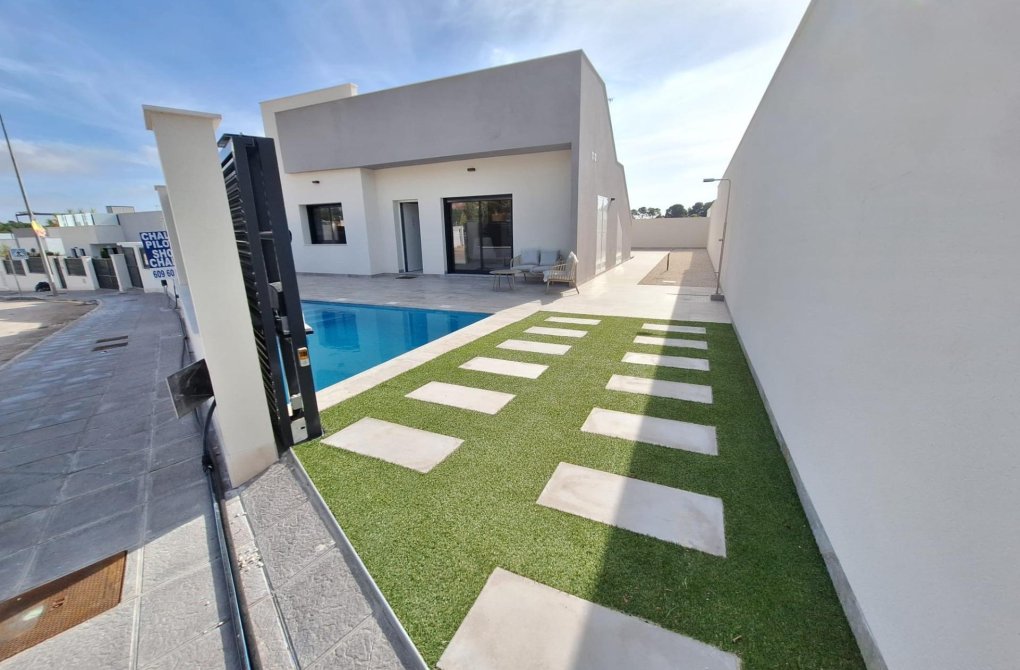 Reventa - Chalet - Pilar de la Horadada - Pinar de Campoverde