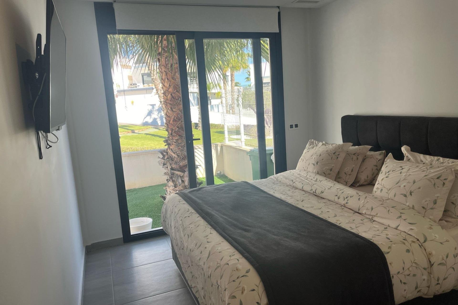 Reventa - Chalet - San Miguel de Salinas - Costa blanca sur