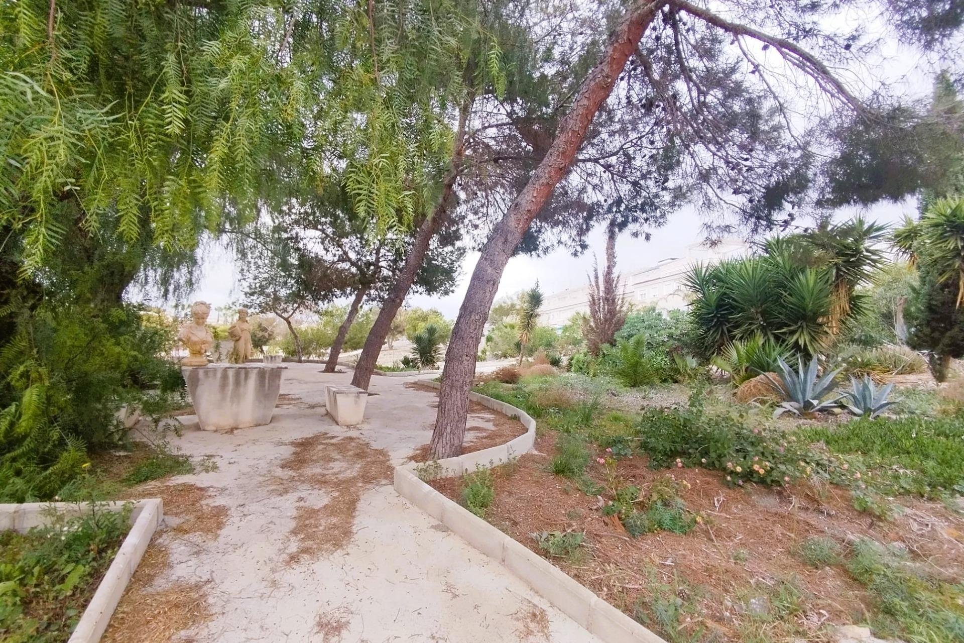 Reventa - Chalet - San Miguel de Salinas - Las filipinas